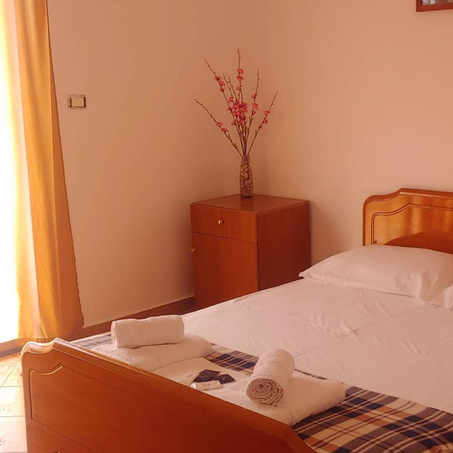 B&B Ksamil Esterno foto